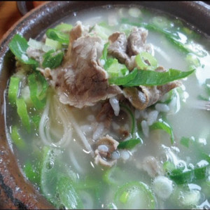 설렁탕 1인분(공기밥,김치 포함)